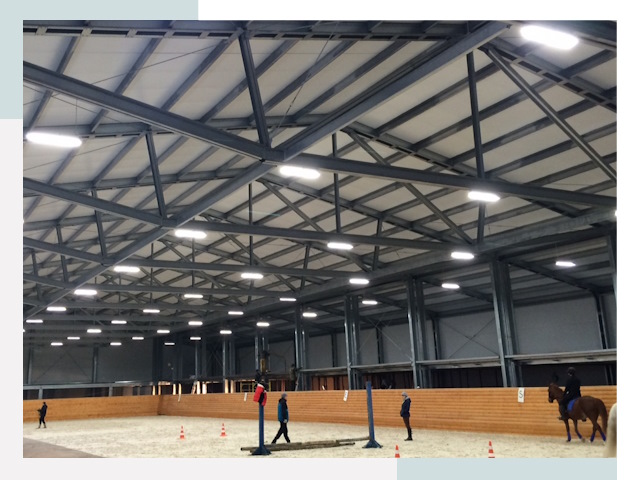 Строительство конных манежей от 609 руб в Светлоград