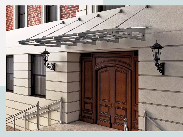 Металлические козырьки от 609 руб. в Светлограде