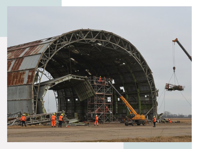 Демонтаж ангаров в Светлограде
